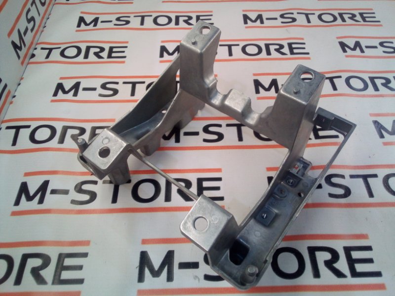 Кронштейн подлокотника, 340 рублей, Красноярск