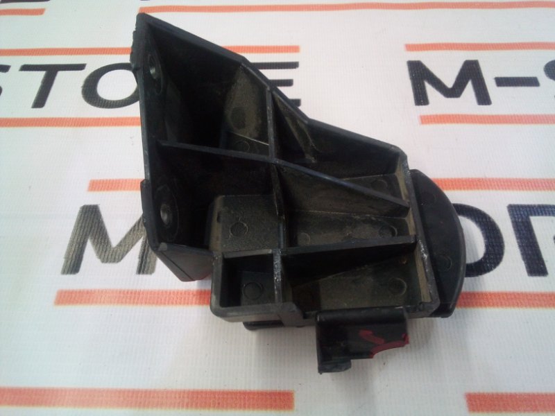 крепление бампера, 300 рублей, Красноярск