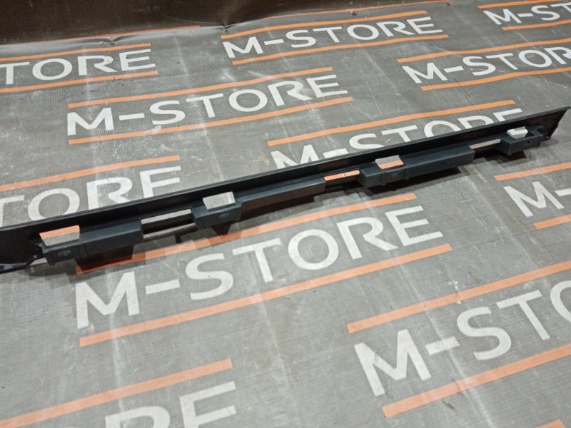 Накладка на порог салона, 350 рублей, Красноярск