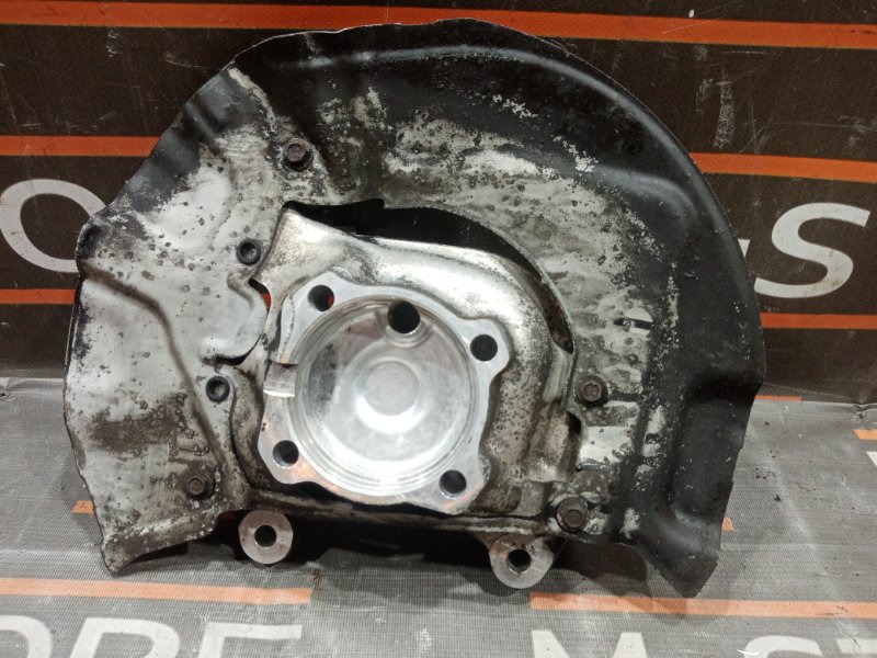 кулак поворотный, 1000 рублей, Красноярск