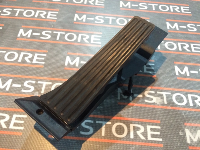 педаль газа, 500 рублей, Красноярск