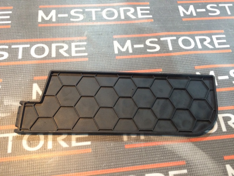 Пластик багажника, 200 рублей, Красноярск