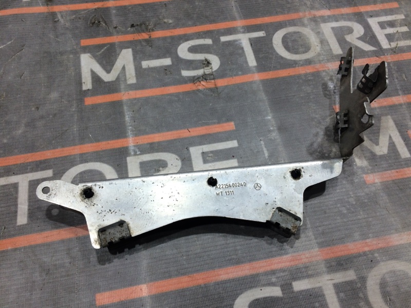 кронштейн, 300 рублей, Красноярск