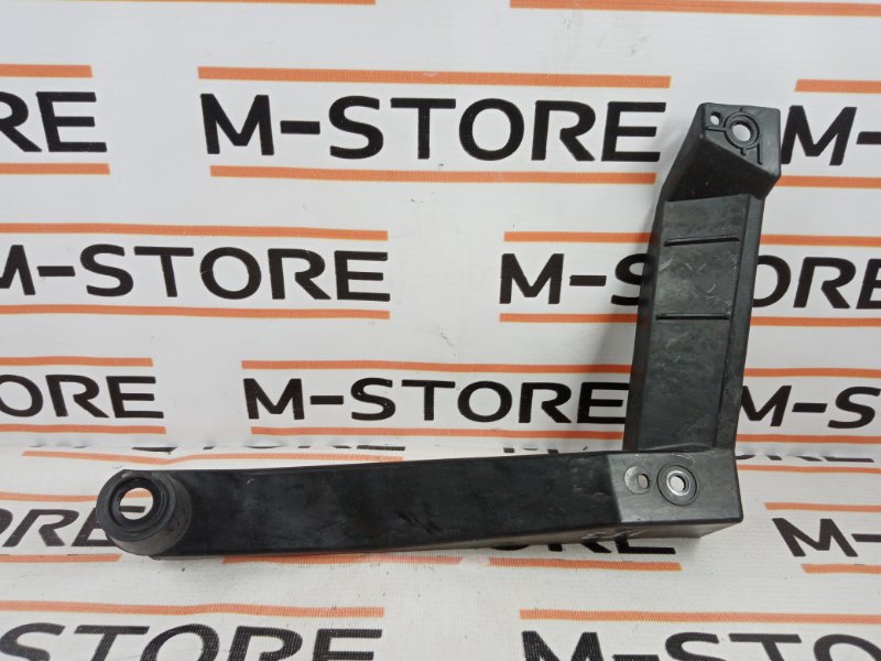 крепление бампера, 200 рублей, Красноярск