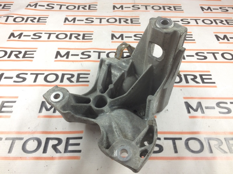 Кронштейн подушки двигателя, 930 рублей, Красноярск