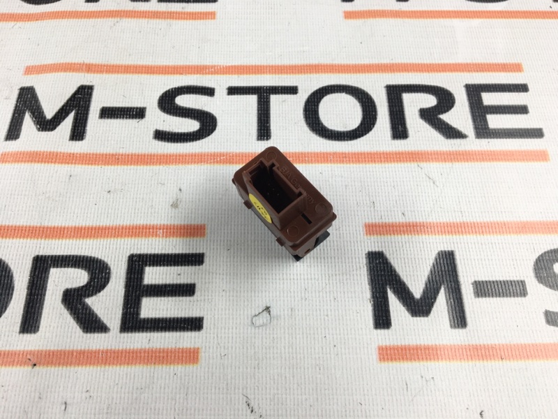 Кнопка открывания багажника, 200 рублей, Красноярск