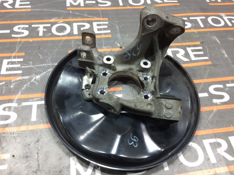 кулак поворотный, 2000 рублей, Красноярск