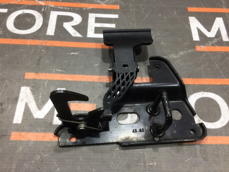 замок капота, 500 рублей, Красноярск