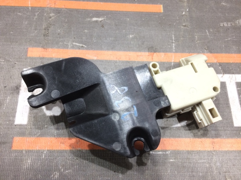 Замок бардачка, 340 рублей, Красноярск