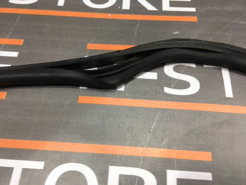 Уплотнитель капота, 190 рублей, Красноярск