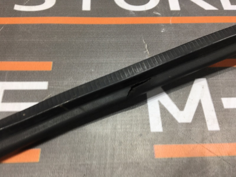 Уплотнитель капота, 190 рублей, Красноярск