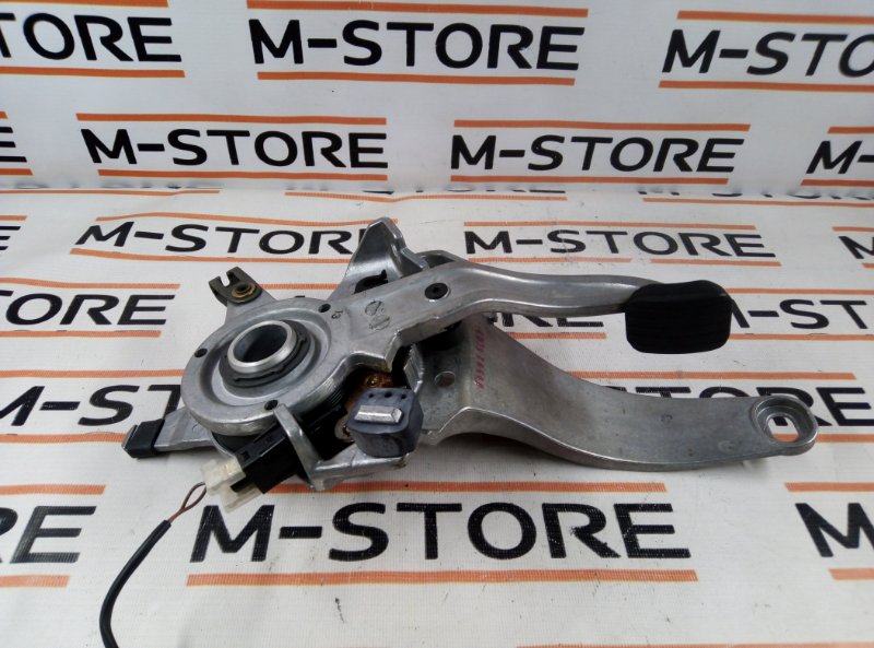 Педаль стояночного тормоза, 670 рублей, Красноярск