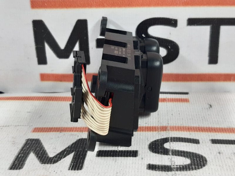 кнопка шторки, 350 рублей, Красноярск