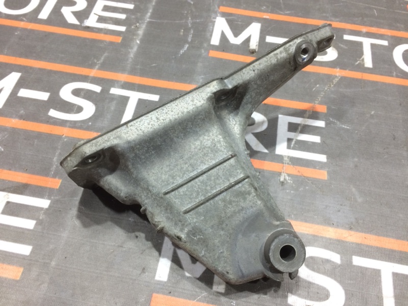 Кронштейн подушки двигателя, 810 рублей, Красноярск