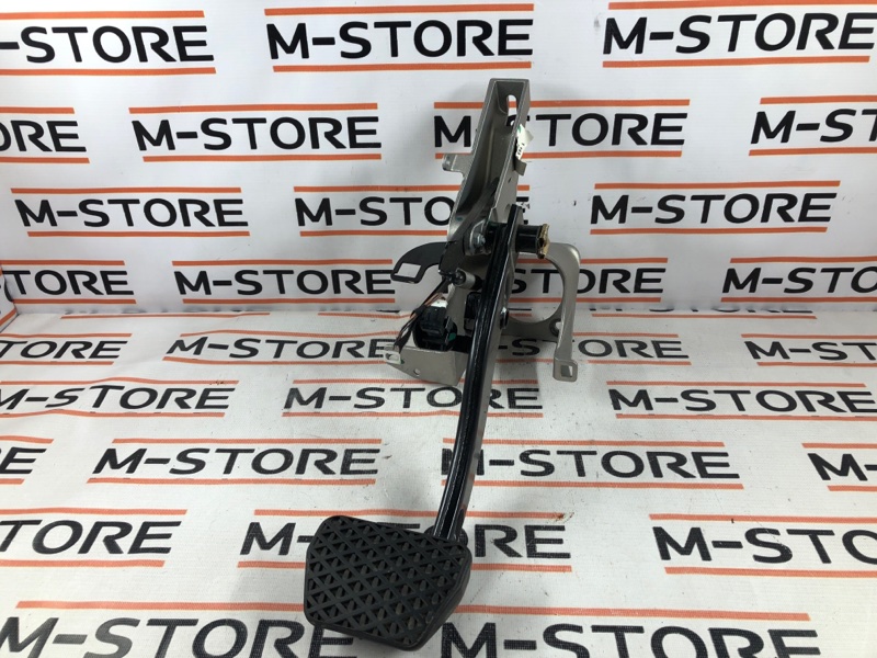 педаль тормоза, 480 рублей, Красноярск