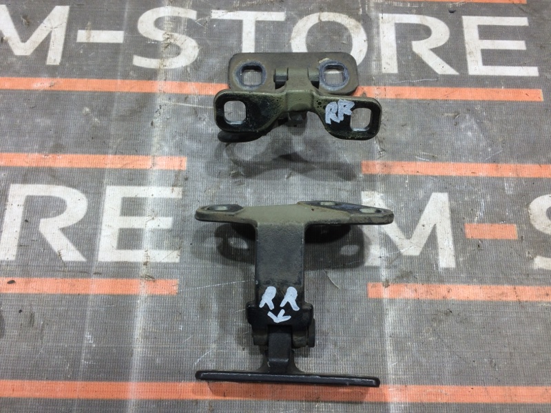 петля двери, 670 рублей, Красноярск