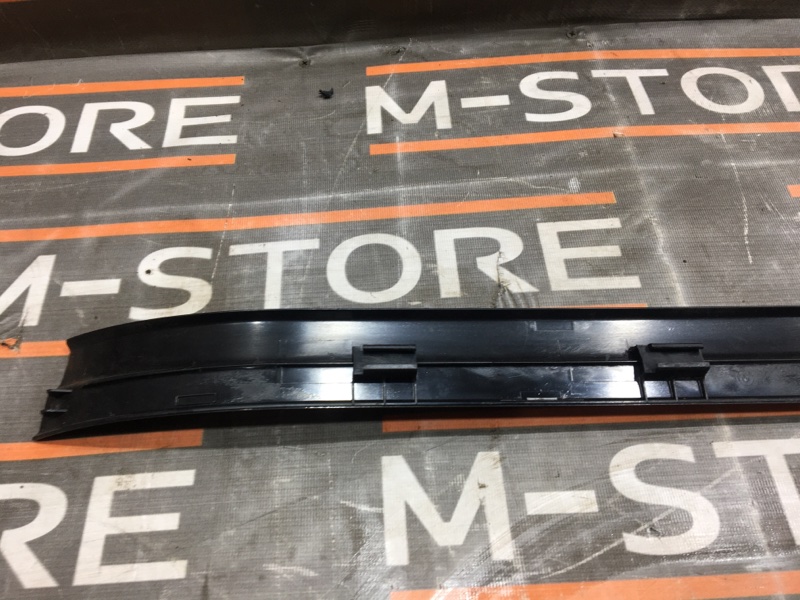 Накладка на порог салона, 330 рублей, Красноярск