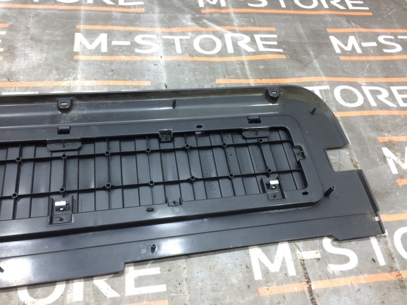 обшивка двери багажника, 350 рублей, Красноярск