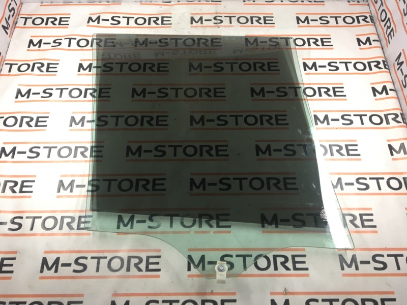 Стекло боковое, 350 рублей, Красноярск