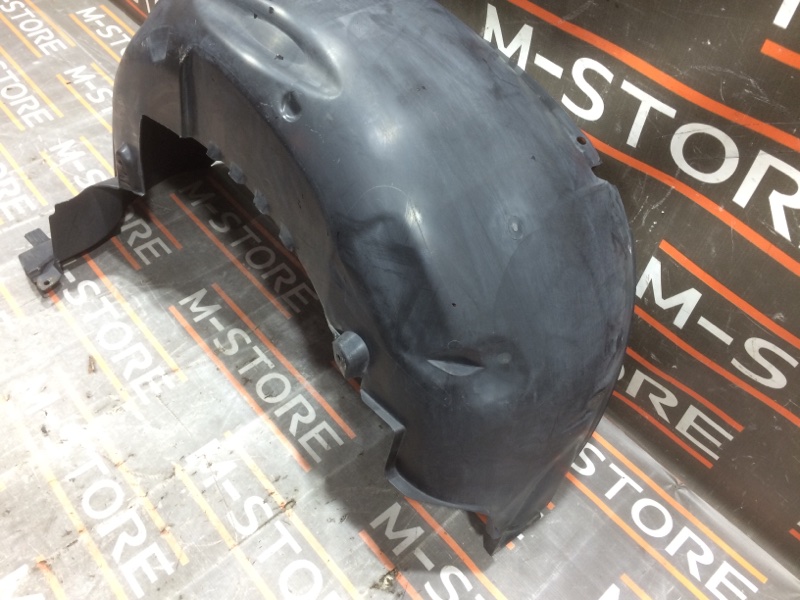 подкрылок, 500 рублей, Красноярск