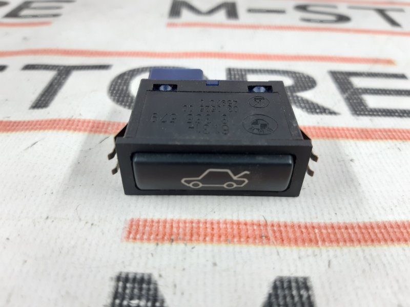 Кнопка открывания багажника, 210 рублей, Красноярск