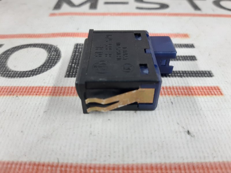 Кнопка открывания багажника, 210 рублей, Красноярск