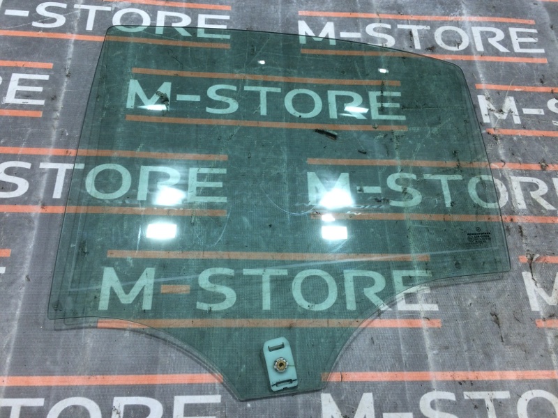 Стекло боковое, 540 рублей, Красноярск