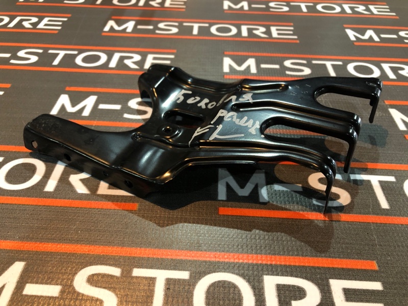 Кронштейн радиатора, 630 рублей, Красноярск