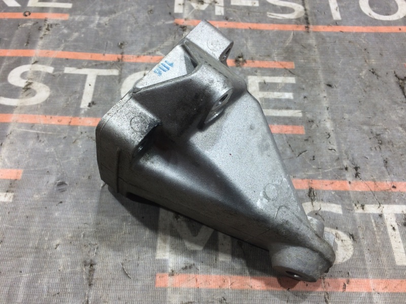 Кронштейн подушки двигателя, 630 рублей, Красноярск