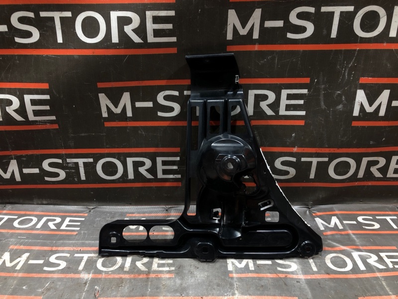 крепление бампера, 630 рублей, Красноярск