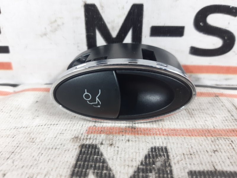 Кнопка открывания багажника, 300 рублей, Красноярск