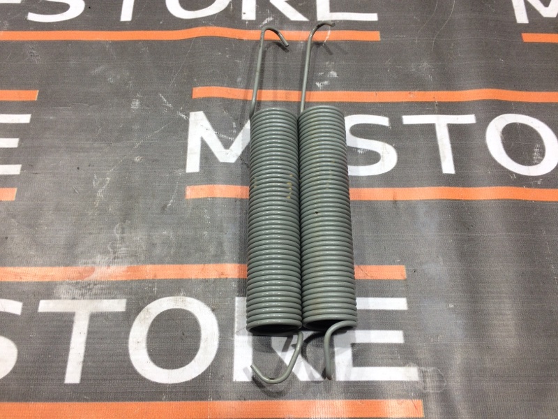 Пружина багажника, 400 рублей, Красноярск