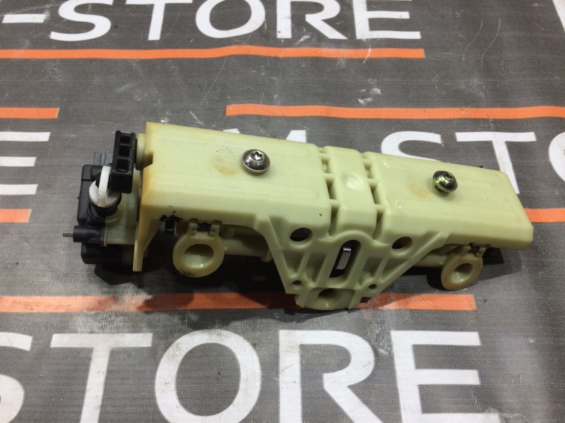 механизм складывания подголовника, 340 рублей, Красноярск