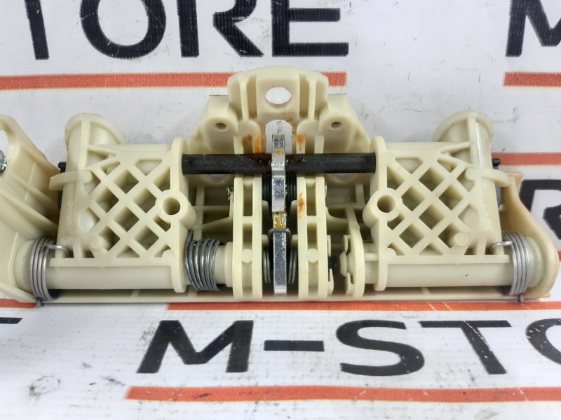 механизм складывания подголовника, 340 рублей, Красноярск