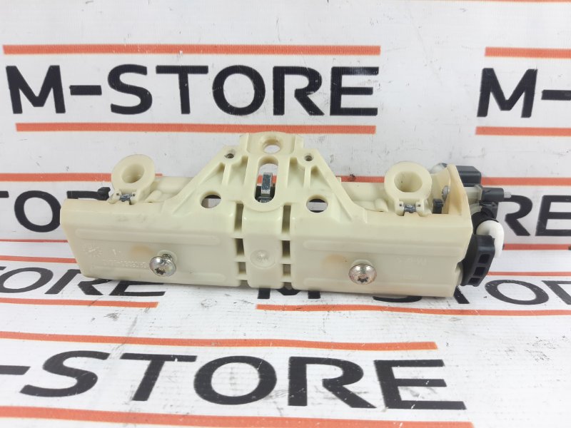 механизм складывания подголовника, 340 рублей, Красноярск