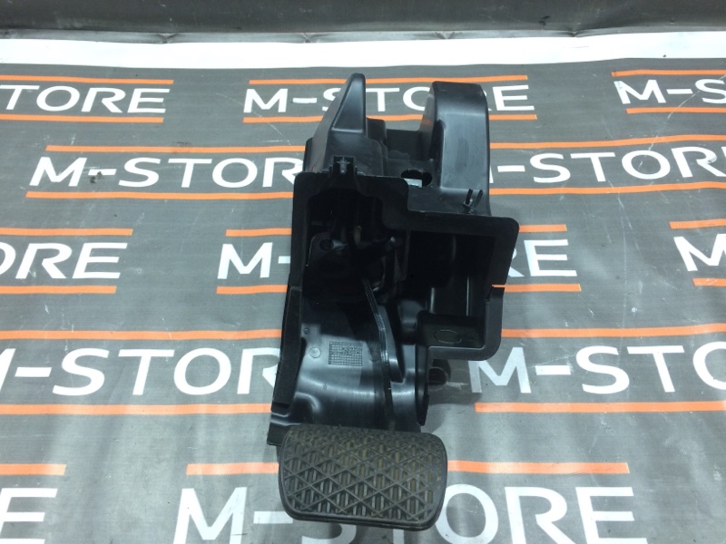 педаль тормоза, 350 рублей, Красноярск