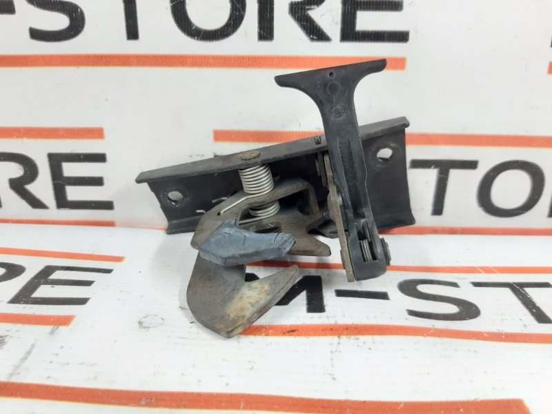 замок капота, 860 рублей, Красноярск