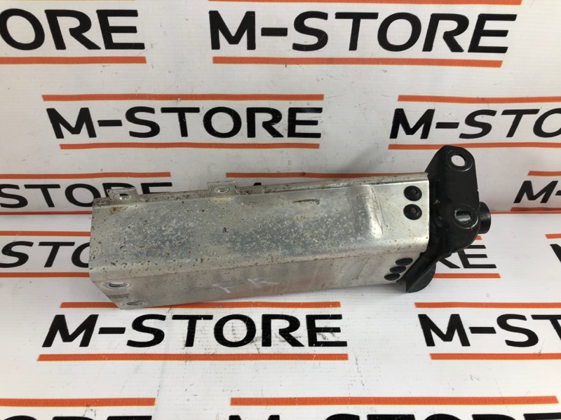 кронштейн усилителя бампера, 630 рублей, Красноярск