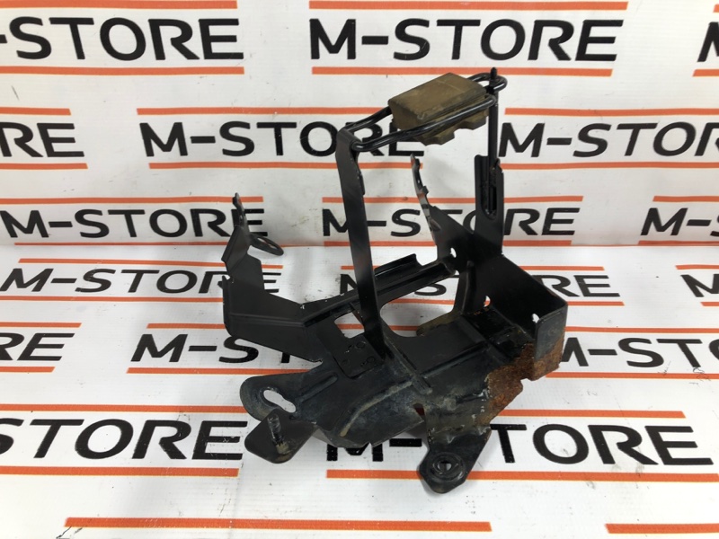 крепление аккумулятора, 600 рублей, Красноярск