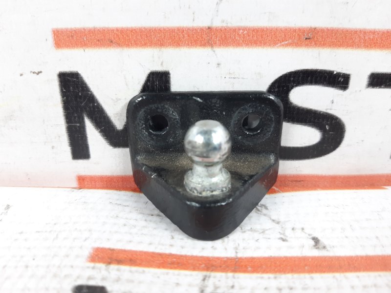 Кронштейн амортизатора капота, 340 рублей, Красноярск