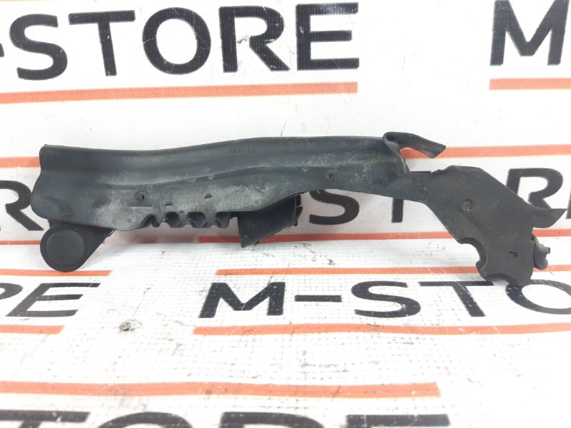 Уплотнитель капота, 340 рублей, Красноярск