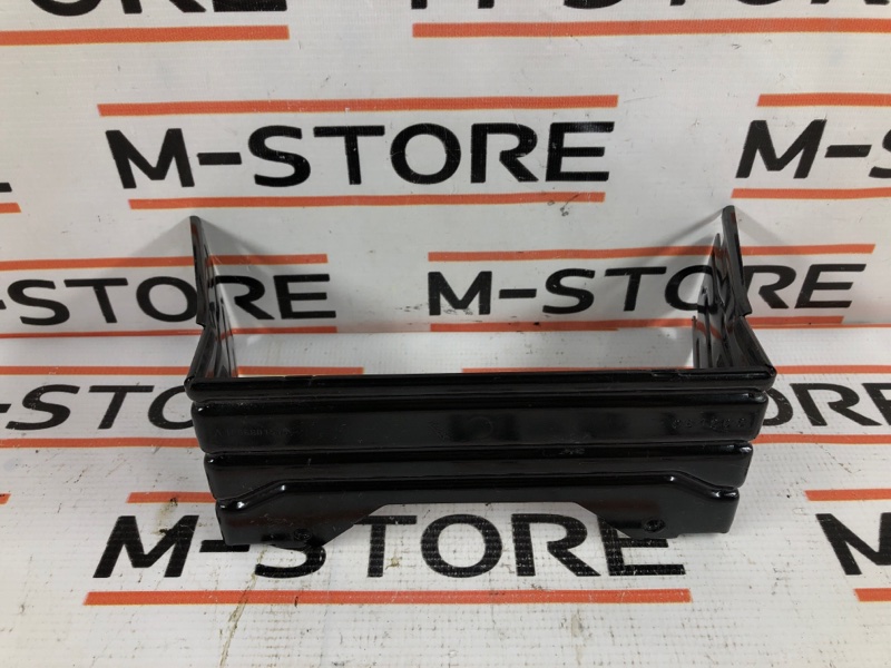 кронштейн центральной консоли, 280 рублей, Красноярск