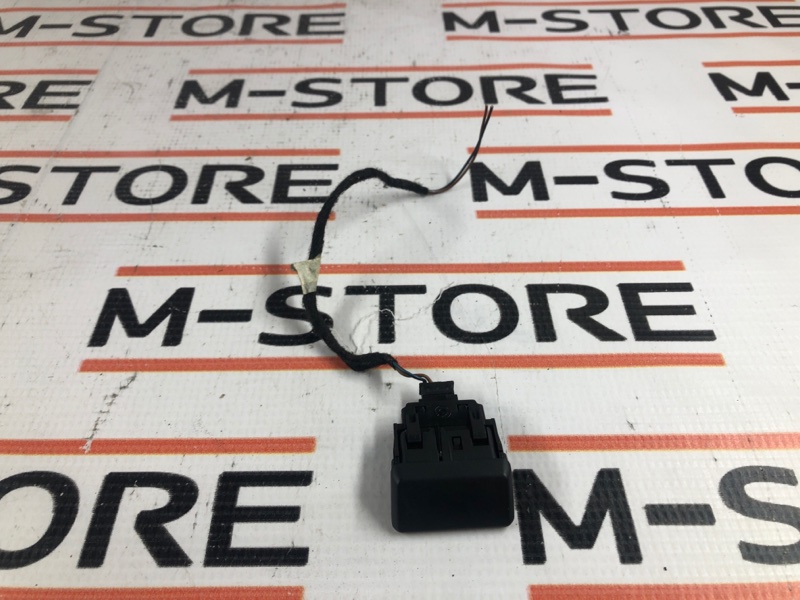 Кнопка открывания бардачка, 300 рублей, Красноярск