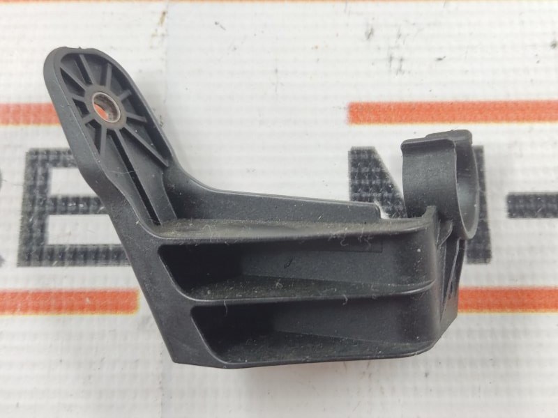 Держатель патрубка системы охлаждения, 190 рублей, Красноярск