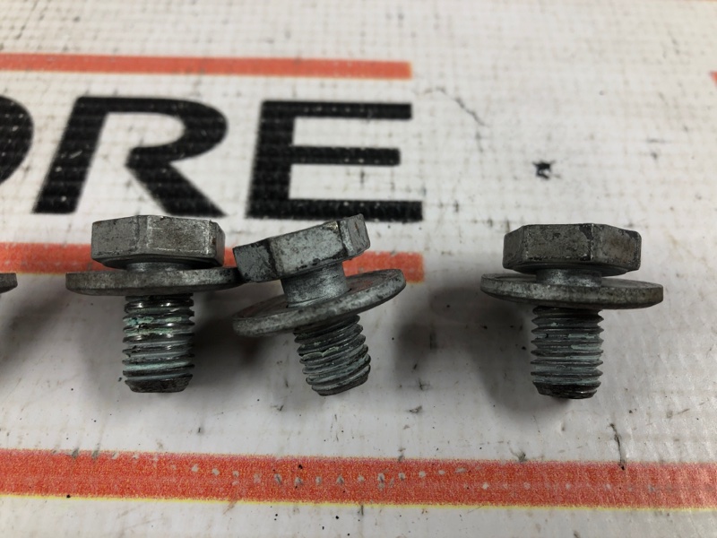 болт гидротрансформатора, 750 рублей, Красноярск