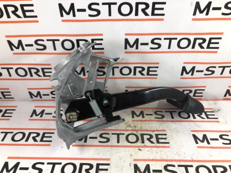 педаль тормоза, 670 рублей, Красноярск