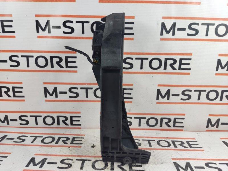 педаль газа, 500 рублей, Красноярск