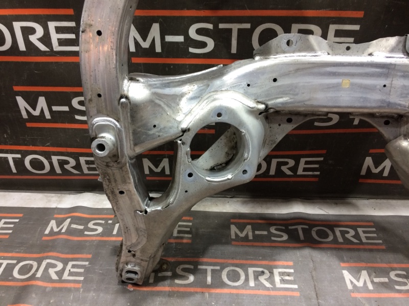 Балка поперечная (подрамник), 5900 рублей, Красноярск