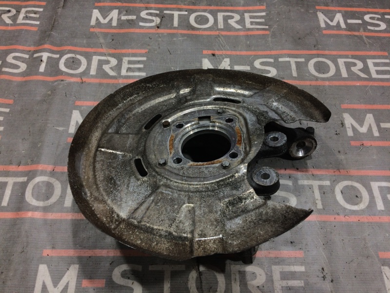 кулак поворотный, 1000 рублей, Красноярск