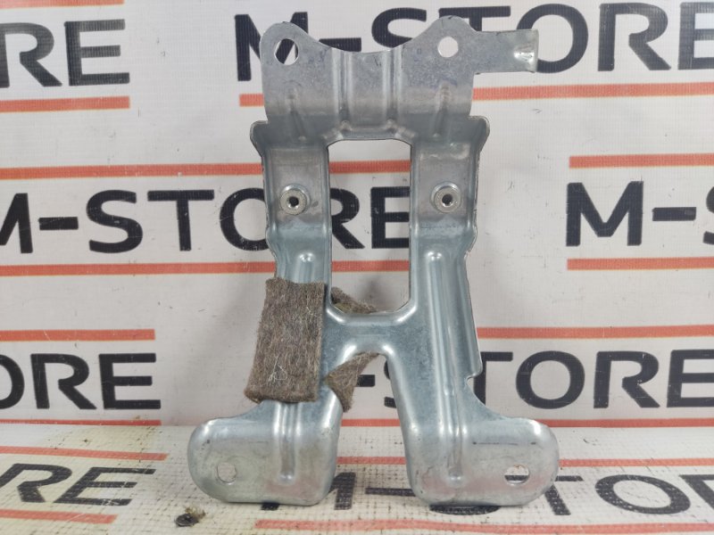 кронштейн центральной консоли, 340 рублей, Красноярск